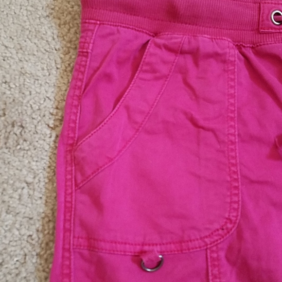 Maurices Raspberry Pink Cargo Capris - Picture 4 of 10